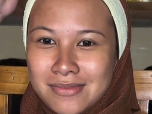 Viral Sultan Madura Foto Hamil ala Pengantin, Ada Pelaminan Hingga Siger Viral Sultan Madura Foto Hamil ala Pengantin, Ada Pelaminan Hingga Siger