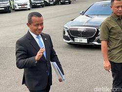 Bahlil Bekukan IUP Nikel Antam di Raja Ampat