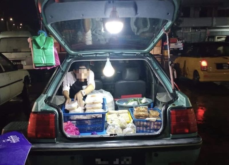 Modus! Pria Ini Jadi Pembeli Nasi Lemak untuk Curi Uang Rp 300 Ribu