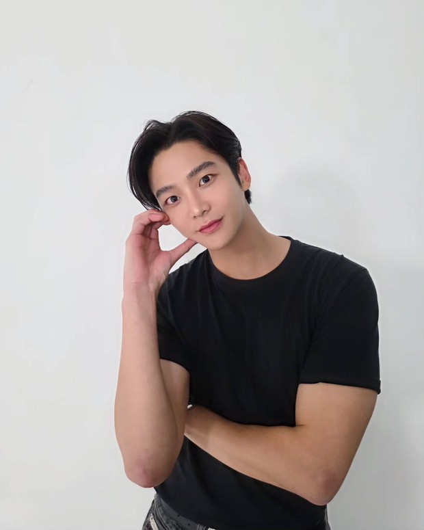 Potret Rowoon/ Foto: instagram.com/rowoon_cine Potret Rowoon
