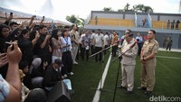 Pramono menargetkan seluruh proses revitalisasi stadion dapat selesai pada akhir Desember 2025. Ia berharap Stadion Tugu dapat menjadi markas bagi klub Persitara Jakarta Utara, yang saat ini berlaga di Liga 3.