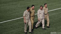 Revitalisasi stadion dibagi menjadi dua tahap. Tahap pertama menelan biaya sebesar Rp79,94 miliar, sementara tahap kedua direncanakan memakan anggaran sekitar Rp101 miliar. Pembangunan ini sepenuhnya didanai melalui kompensasi Koefisien Lantai Bangunan (KLB) dari pihak swasta, tanpa menggunakan APBD DKI Jakarta.