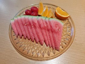 Kenapa di Resto China Selalu Ada Semangka Gratis untuk Pelanggan? Kenapa di Resto China Selalu Ada Semangka Gratis untuk Pelanggan?