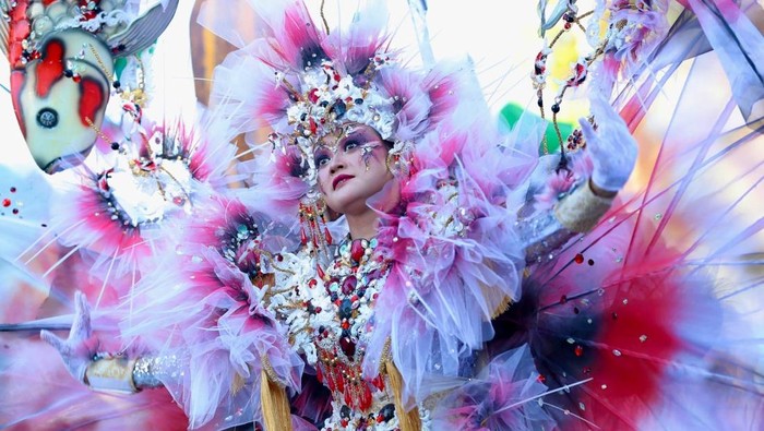 Banyuwangi Festival Setidaknya ada 80 event yang mau digelar sepanjang tahun. Mulai dari event budaya, sport-tourism, music, sampai masakan bakal mengisi jadwal B-Fest 2025.