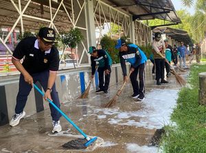 Bersihkan Alun-alun, Bupati Batang Singgung Relokasi PKL ke Asrama Polri Bersihkan Alun-alun, Bupati Batang Singgung Relokasi PKL ke Asrama Polri