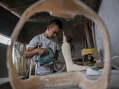 Kaki Palsu Buatan Lembang Beri Harapan bagi Penyandang Disabilitas
