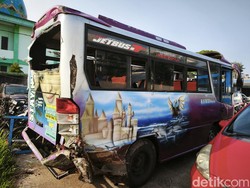 Penampakan Bus yang Terguling di Matesih Karanganyar Tewaskan 1 Orang