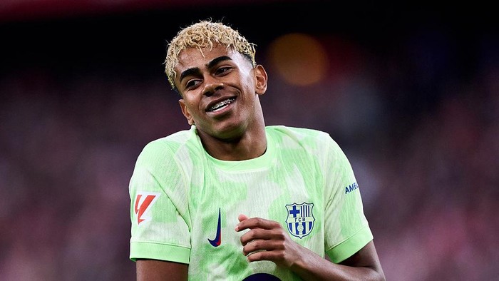 Lamine Yamal BILBAO, SPAIN - MAY 25: Lamine Yamal of FC Barcelona reacts during the LaLiga match between Athletic Club and FC Barcelona at Estadio de San Mames on May 25, 2025 in Bilbao, Spain. (Photo by Juan Manuel Serrano Arce/Getty Images)
