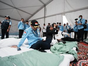 Cek Persiapan Wukuf, Menag Jajal Kasur Buat Jemaah Haji RI di Tenda Arafah Cek Persiapan Wukuf, Menag Jajal Kasur Buat Jemaah Haji RI di Tenda Arafah