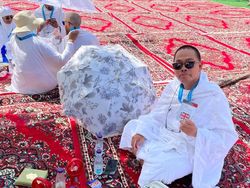 Susilo Senang Bisa Naik Haji dari Inggris: Nyaman dan Tak Antre Susilo Senang Bisa Naik Haji dari Inggris: Nyaman dan Tak Antre