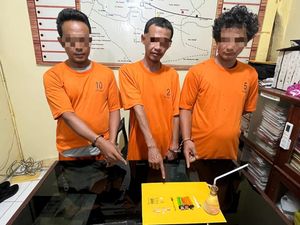 Pesta Sabu di Siang Bolong, 3 Pria di Kuansing Riau Digerebek Polisi