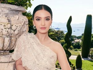Raline Shah Diangkat Jadi Presiden Jomlo, Responsnya Bikin Adem! Raline Shah Diangkat Jadi Presiden Jomlo, Responsnya Bikin Adem!
