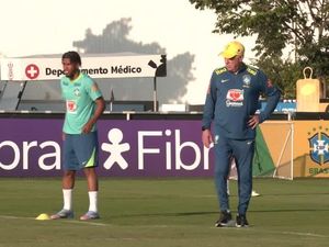 Video: Ancelotti Gelar Latihan Perdana dengan Timnas Brasil Video: Ancelotti Gelar Latihan Perdana dengan Timnas Brasil