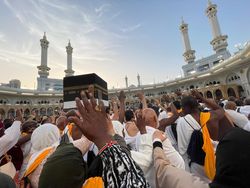 Suasana Masjidil Haram Jelang Puncak Haji