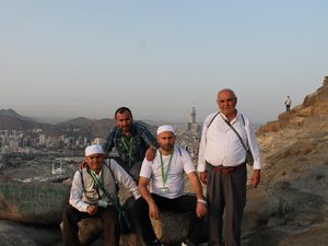 Niat Mau Umrah Tatang Malah Ditawari Naik Haji Tanpa Antre dari Belanda