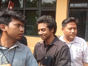 Vadel Badjideh Mau Segera Bertemu Nikita Mirzani di Pengadilan Vadel Badjideh Mau Segera Bertemu Nikita Mirzani di Pengadilan