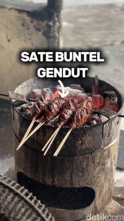 Video: Lembutnya Sate Buntel Legendaris dan Gak Bau Prengus