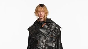 Foto: Koleksi Balenciaga Spring 2026, Ada Sentuhan Kreatif Britney Spears