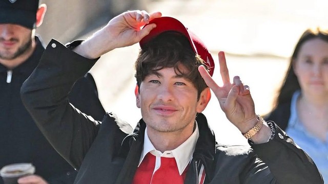 Update Informasi Selebriti InsertLive : Perjuangan Barry Keoghan Lepas dari Narkoba, Ibu Meninggal Kecanduan Heroin