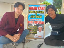 Tempuh Ratusan KM, Daniw Jalan Kaki demi Jumpa Dedi Mulyadi