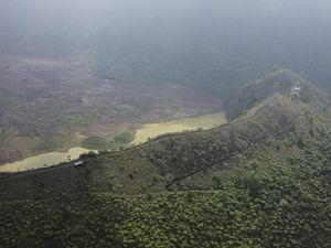 Liburan di Tasikmalaya, Jelajahi Eksotisme Galunggung hingga Karang Tawulan