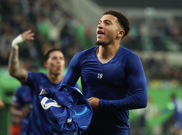 Soccer Football - Conference League - Final - Real Betis v Chelsea - Wroclaw Stadium, Wroclaw, Poland - May 28, 2025 Chelsea's Jadon Sancho celebrates scoring their third goal REUTERS/Kacper Pempel