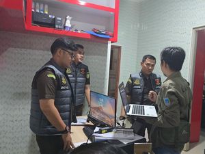 Kejari Geledah Kantor KONI-Dinas Pemuda dan Olahraga Lahat soal Dana Hibah Kejari Geledah Kantor KONI-Dinas Pemuda dan Olahraga Lahat soal Dana Hibah