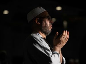 8 Doa Bulan Safar yang Diajarkan Rasulullah SAW untuk Memohon Perlindungan 8 Doa Bulan Safar yang Diajarkan Rasulullah SAW untuk Memohon Perlindungan