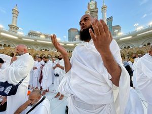 Umrah Dulu Atau Haji? Ini Penjelasan MUI