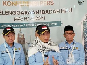 Menag Jelaskan Penyebab Visa Furoda Tak Terbit Tahun Ini Menag Jelaskan Penyebab Visa Furoda Tak Terbit Tahun Ini
