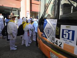 Potret Jamaah Haji Indonesia Diberangkatkan Menuju Arafah