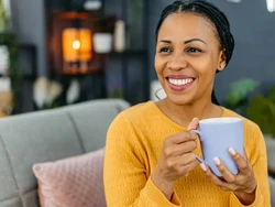 Ladies! Ini Waktu yang Tepat untuk Minum Kopi Agar Panjang Umur