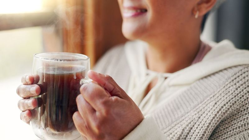 Rutin Minum Kopi Bikin Wanita Menua Lebih Sehat, Ini Kata Ahli