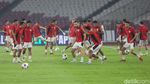 Timnas Indonesia dan China Panaskan Mesin Jelang Bentrok Besok