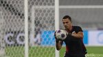 Timnas Indonesia dan China Panaskan Mesin Jelang Bentrok Besok