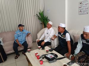 Jemaah Haji Asal Sumut Keluhkan Keterlambatan Sarapan Pagi di Makkah Jemaah Haji Asal Sumut Keluhkan Keterlambatan Sarapan Pagi di Makkah