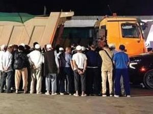 Selundupkan 108 Jemaah Haji Ilegal di Kontainer Truk, 3 Warga Saudi Ditangkap Selundupkan 108 Jemaah Haji Ilegal di Kontainer Truk, 3 Warga Saudi Ditangkap