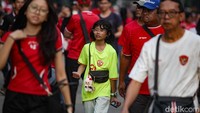 Para suporter tampak telah memadati GBK sejak sore tadi. 