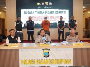Modus Eks Kades di Sidimpuan Korupsi Rp 249 Juta, Palsukan Tanda Tangan Warga Modus Eks Kades di Sidimpuan Korupsi Rp 249 Juta, Palsukan Tanda Tangan Warga