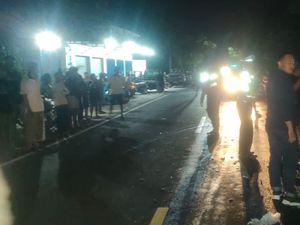 Pikap Terguling di Jalan Singaraja-Gilimanuk gegara Ban Meledak, Sopir Tewas Pikap Terguling di Jalan Singaraja-Gilimanuk gegara Ban Meledak, Sopir Tewas