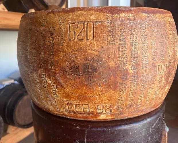 Keju Parmesan 27 Tahun Dinobatkan Sebagai Keju Tertua di Dunia
