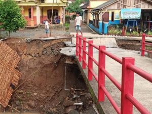 Diterjang Banjir Bandang 7 Rumah di Tulungagung Rusak Diterjang Banjir Bandang 7 Rumah di Tulungagung Rusak