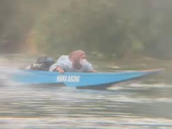 Mama Racing, Emak-Emak Pembalap Perahu Ketinting di Kalimantan Tengah