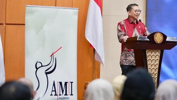 Menbud Soroti Masa Depan Gemilang Industri Musik RI di AMI Awards 2025