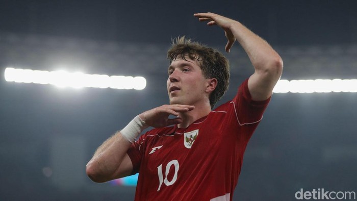 Ole Romeny, Timnas Indonesia Pemain Indonesia Ole Romeny menjebol gawang China di Stadion Utama Gelora Bung Karno, Jakarta, Senayan, Kamis (5/6/2025).