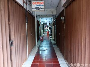 Dagangan Sepi, Pedagang Kranji: Sekarang Capek Duduk Doang