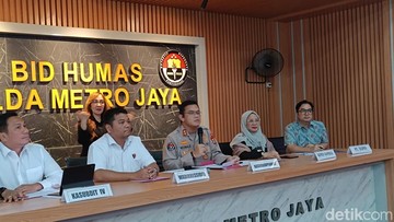 2 Pembobol Rekening Modus APK Dibekuk, Rugikan Korban Rp 340 Juta