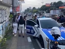 Bocah SD Kehabisan Ongkos Usai Jogging di Bogor, Berujung Diantar Pulang Polisi