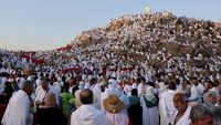 Potret Jemaah Haji Padati Jabal Rahmah