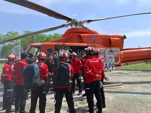 Perjuangan Petugas RPK Kendalikan Api Karhutla di Riau, Lihat Arah Angin-Alat Canggih Perjuangan Petugas RPK Kendalikan Api Karhutla di Riau, Lihat Arah Angin-Alat Canggih